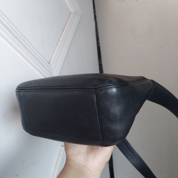 Vintage Coach Black Lexington Small Flap Crossbody 4185 Italy 🖤🇮🇹 - Picture 9 of 16